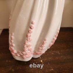 Nao By Lladro Spain Large Porcelain Figurine Girl With Roses 17