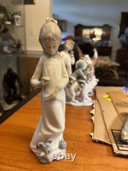 Nao By Lladro Spain Porcelain Figure Woman With Dog 10.5 inches Tugging dress