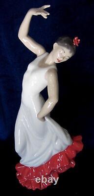 Nao By Lladro Spanish Art (white-red) #1884 Brand Nib Dancer Flower Save$$ F/sh