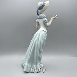 Nao By Lladro The Butterflies Dance Porcelain Figurine Spain With Box VTG 2000s