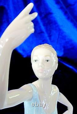 Nao By Lladro The Dance Is Over Lady #1204 Brand New In Box Dancer Save$$ F/sh