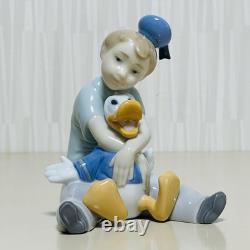 Nao Disney Collection Donald And Dreams Ceramic Doll Figurine