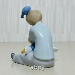 Nao Disney Collection Donald And Dreams Ceramic Doll Figurine