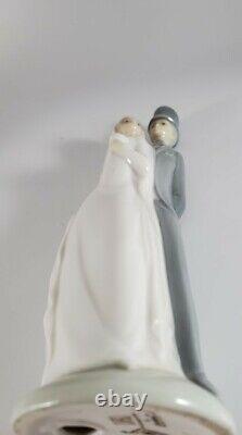 Nao LLadro Bride & Groom 1977 Just Married Figurine #00109