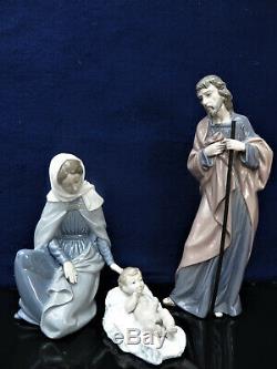 Nao LLadro Nativity Mary Joseph and Baby Jesus Figurines Beautiful Cond