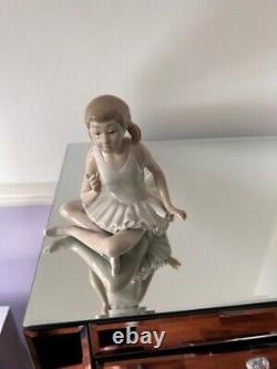 Nao Lladro 3 Ballerina Collection Figures Ornament Excellent Condition