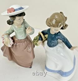 Nao Lladro#5027 Flowers in a basket #565 Out for a porcelain 2 Figurines Spain