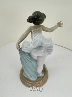 Nao Lladro Ballerina #1150 My first Bow Porcelain Figurine 7 handmade Spain Nao Lladro Ballerina #1150 My first Bow Porcelain Figurine 7 handmade Spain