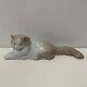 Nao Lladro Cat figure Laying Down Daisa Tan White 10inch GREAT CONDITION