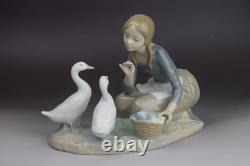 Nao Lladro Feeding the Ducks Porcelain Statue Figure