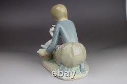 Nao Lladro Feeding the Ducks Porcelain Statue Figure