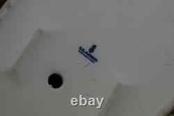 Nao Lladro Feeding the Ducks Porcelain Statue Figure