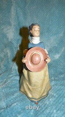 Nao Lladro Figure Young Girl with Hat