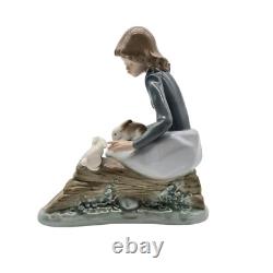 Nao Lladro Figure by Daisa 1987 Made in Spain Young Girl w Bunny Rabbits