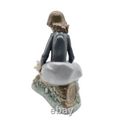Nao Lladro Figure by Daisa 1987 Made in Spain Young Girl w Bunny Rabbits