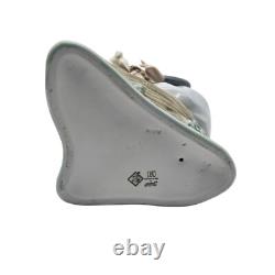 Nao Lladro Figure by Daisa 1987 Made in Spain Young Girl w Bunny Rabbits