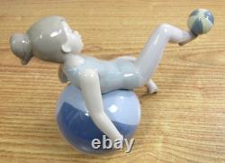 Nao Lladro Figurine Ballerina 1422 Daisa Retired Rare Girl With Beach Balls