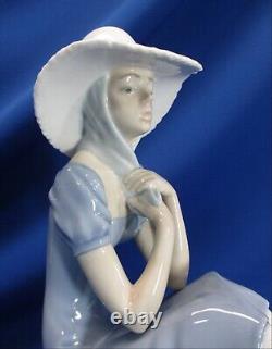 Nao Lladro Figurine Girl In Broad Brim Hat Sitting Thinking 11.5h