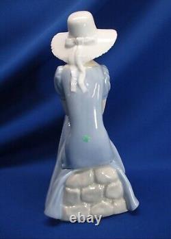 Nao Lladro Figurine Girl In Broad Brim Hat Sitting Thinking 11.5h