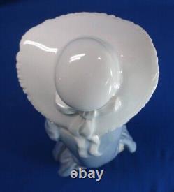 Nao Lladro Figurine Girl In Broad Brim Hat Sitting Thinking 11.5h