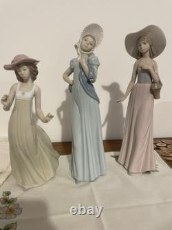 Nao Lladro Figurine Lady, Bundle 3 Figures