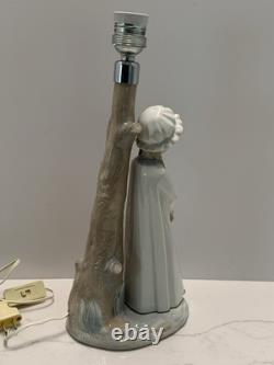 Nao Lladro Girl With Basket Of Sweets Lamp Retired 15