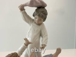 Nao Lladro Handmade Spain Figurine Vintage children pillow fighting play
