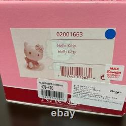 Nao Lladro Hello Kitty Porcelain Figurine Figure Made in Spain with Box