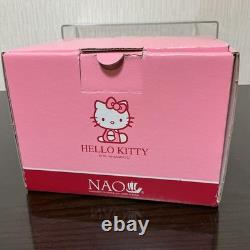 Nao Lladro Hello Kitty Porcelain Figurine Figure Made in Spain with Box