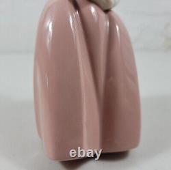 Nao Lladro Little Girl on Placid Walk Figurine 01291 Original Box 1997 Vintage