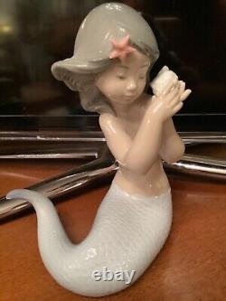 Nao Lladro`Mermaid With Shell Ocean Waves Shell