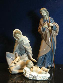 Nao Lladro Nativity Mary Joseph and Baby Jesus Pristine condition