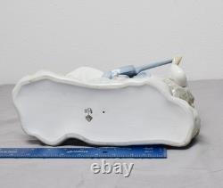 Nao Lladro ORIENTAL MELODY Geisha Girl Playing Shamisen #227 Broken Instrument