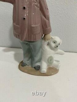 Nao / Lladro Porcelain Figurine 1139 Sleepy Head Boy with Teddy Bear