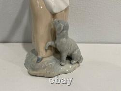 Nao / Lladro Porcelain Figurine Girl / Woman Carrying Basket w Puppy Dog at Feet