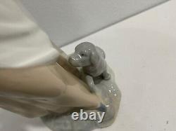 Nao / Lladro Porcelain Figurine Girl / Woman Carrying Basket w Puppy Dog at Feet