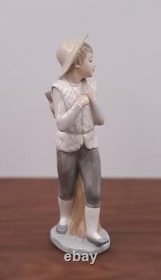Nao Lladro Standing Boy Leaning Against Tree Stump Figurine very rare