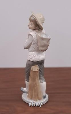 Nao Lladro Standing Boy Leaning Against Tree Stump Figurine very rare