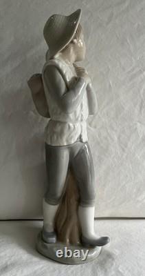 Nao Lladro Standing Boy with Sack Figurine Excellent Condition