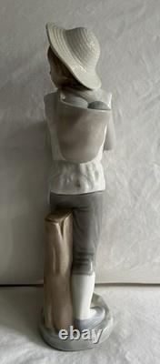 Nao Lladro Standing Boy with Sack Figurine Excellent Condition
