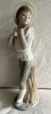 Nao Lladro Standing Boy with Sack Figurine Excellent Condition