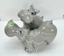 Nao Lladro lakeside Hippo in love Hand Made Spain Figurine Hippopotamus Pair