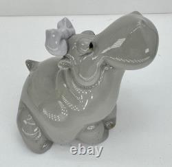 Nao Lladro lakeside Hippo in love Hand Made Spain Figurine Hippopotamus Pair