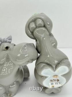 Nao Lladro lakeside Hippo in love Hand Made Spain Figurine Hippopotamus Pair