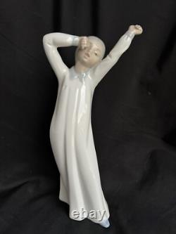 Nao by LLADRO 510 Yawning and Stretching Girl Porcelain Figure Boy Sleepy Spain