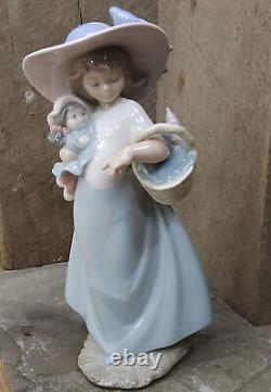 Nao by Lladro #1362 It's A Picnic Girl in Hat with Baby & Picnic Basket Figure