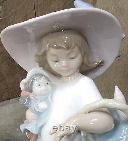 Nao by Lladro #1362 It's A Picnic Girl in Hat with Baby & Picnic Basket Figure