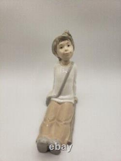 Nao by Lladró Boy Resting Figurine Spain 1970's Retired, Daydreamer RARE 6.5H