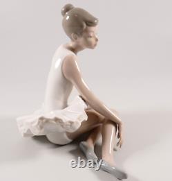 Nao by Lladro Daisa Spain Porcelain Figurine Sitting Ballerina in Tutu Height 15.5cm
