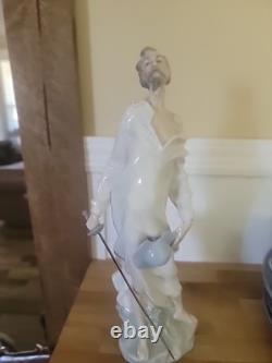 Nao by Lladro Don Quixote With Sword 11.5